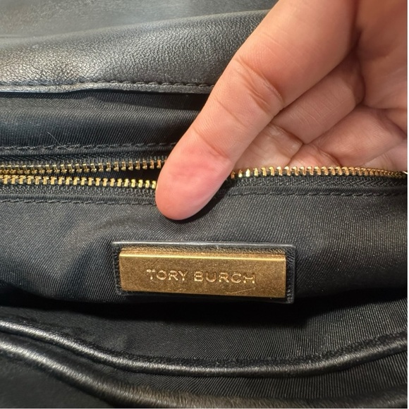 Tory Burch Black Fleming Leather Convertible Crossbody Bag with Gold Chain - Picture 12 of 16